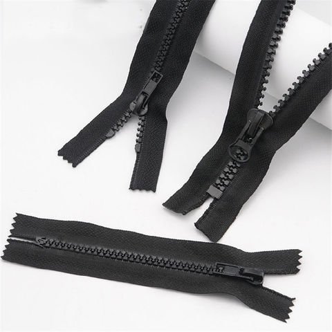 Black Resin Coarse-Tooth Zipper